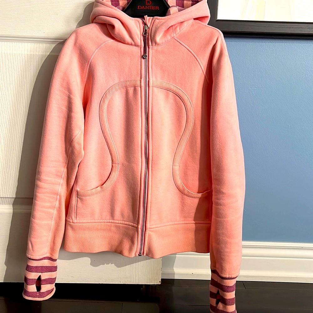 Lululemon hoodie scuba